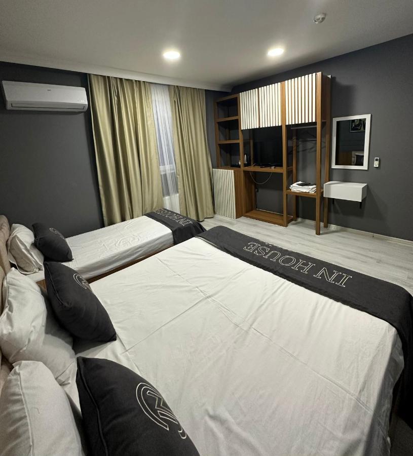In House Suite Istanbul Exterior photo